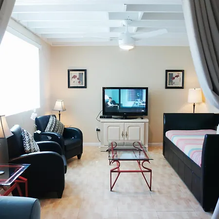 Castle L1 Double-Loft Condo With Beach Access, Pool, Tennis And Free Parking!